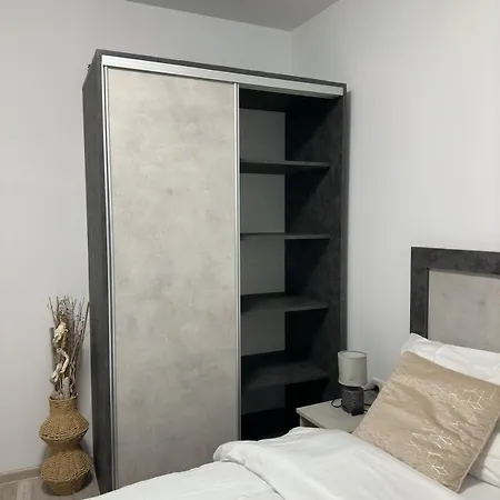 Apartment Star *